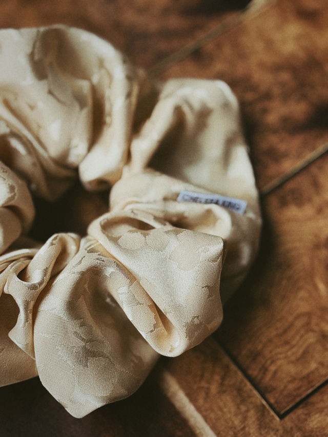 Cotswolds Floral Jacquard Meadow Scrunchie - Oversized