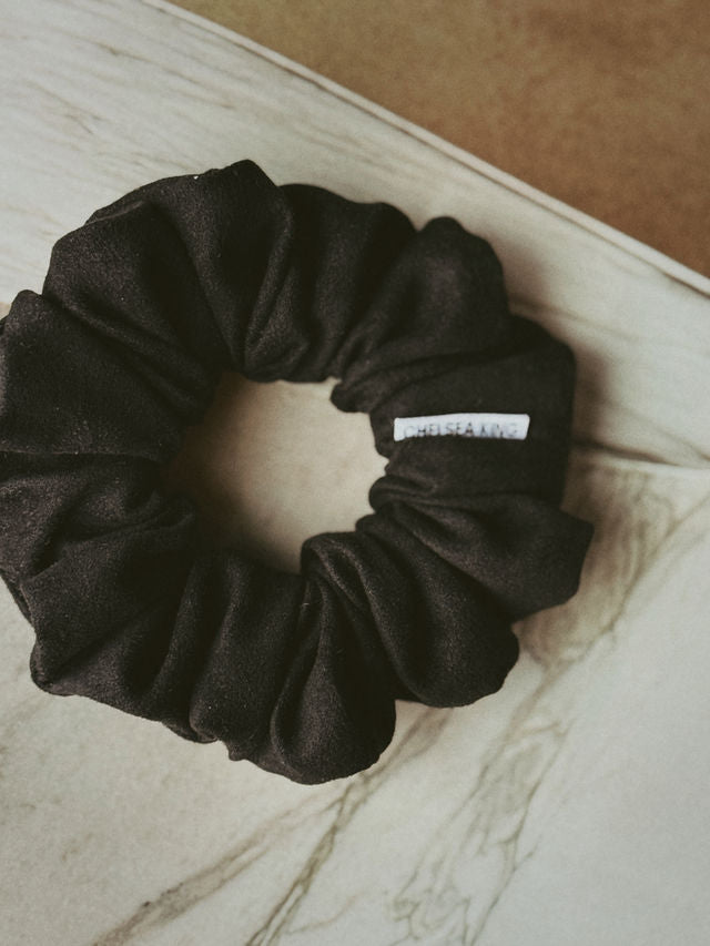 Cotswolds Suede Black Scrunchie - Classic