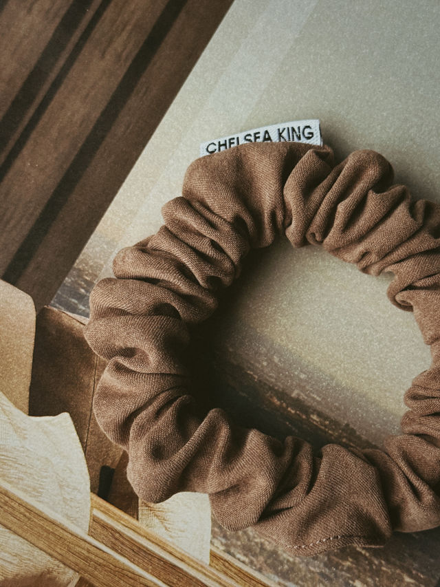 Cotswolds Suede Fawn Scrunchie - Thin