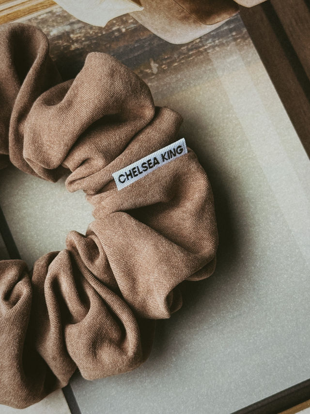 Cotswolds Suede Fawn Scrunchie - Classic