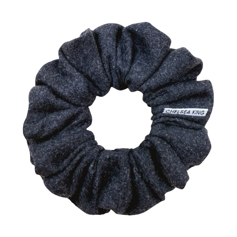 Cotswolds Wool Charcoal Scrunchie - Classic