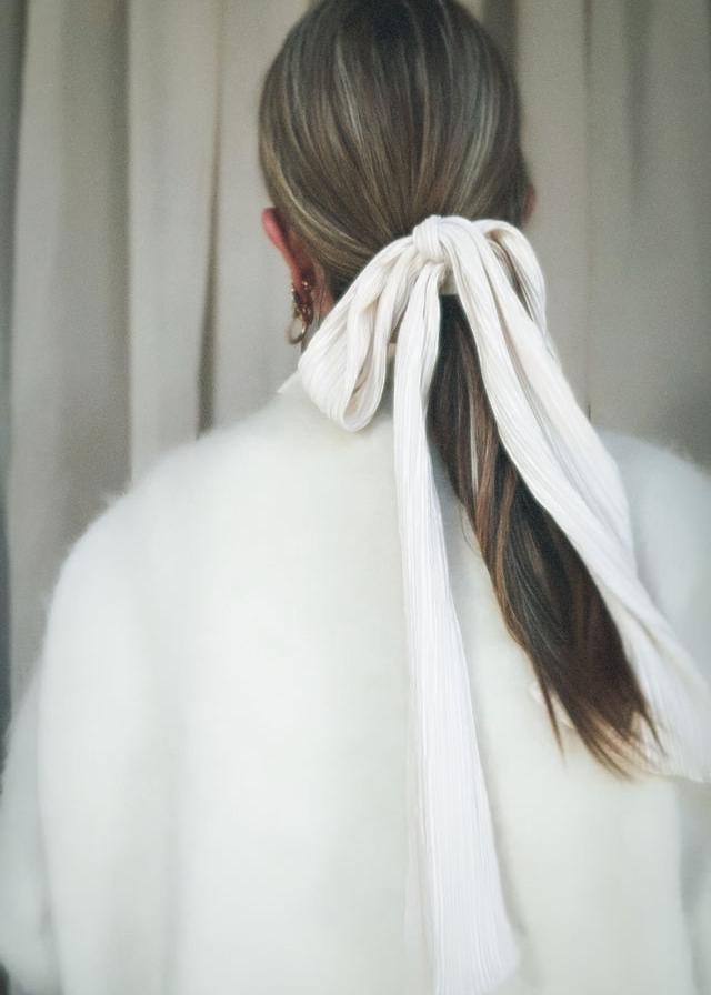 Plissé Ivory Choix-Scarf