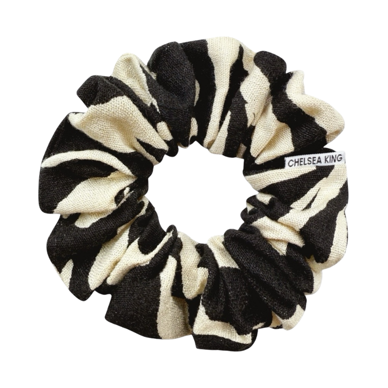Cotswolds Damask Black & Cream Scrunchie - Classic