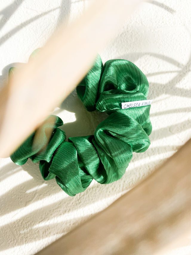 Palm Royale Green Scrunchie - Classic