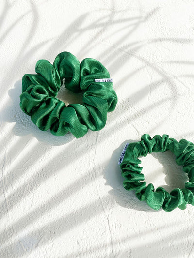 Palm Royale Green Scrunchie - Classic