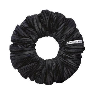 Plissé Black Scrunchie - Classic