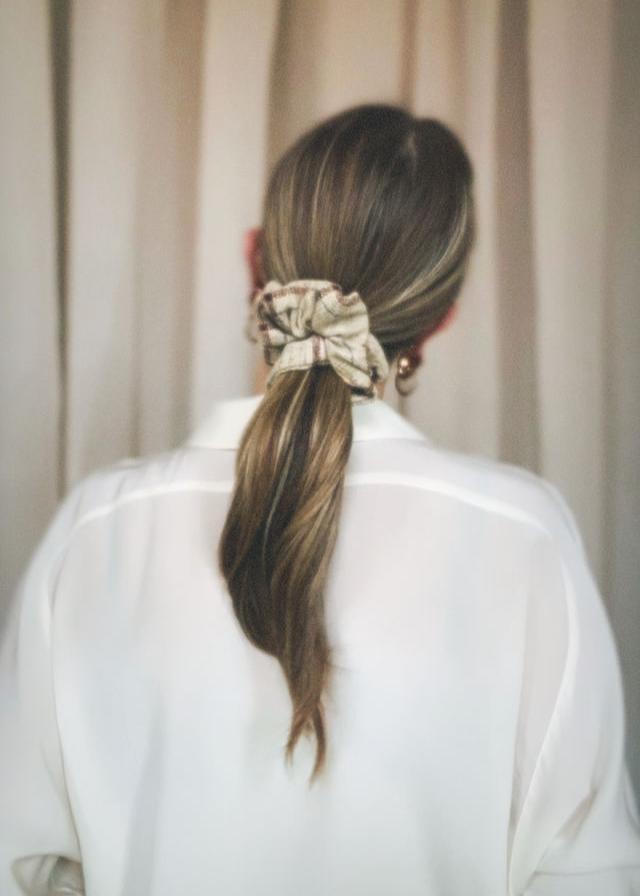 Silk Tweed Scrunchie - Classic