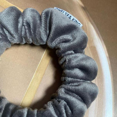 Edwardian Velvet Grey Scrunchie - Thin