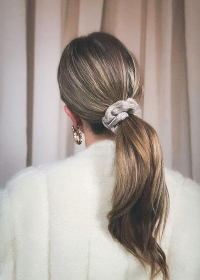 Winter's Knit Biege Scrunchie - Classic