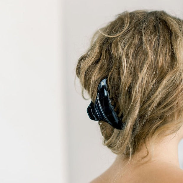 French Claw Black - Medium