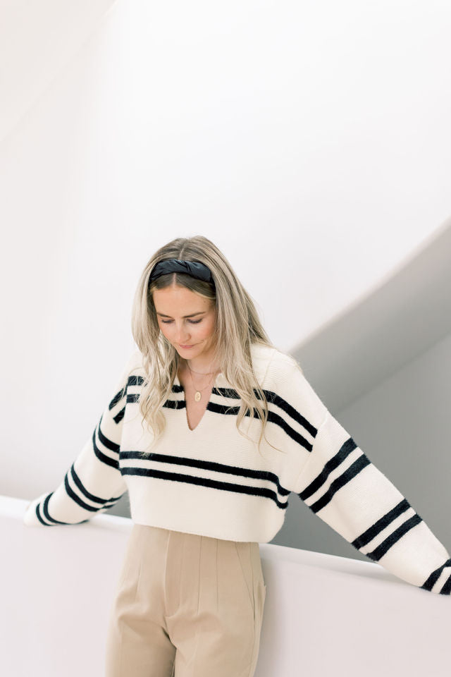 Bordeaux Faux Leather Noir Wire Scarf