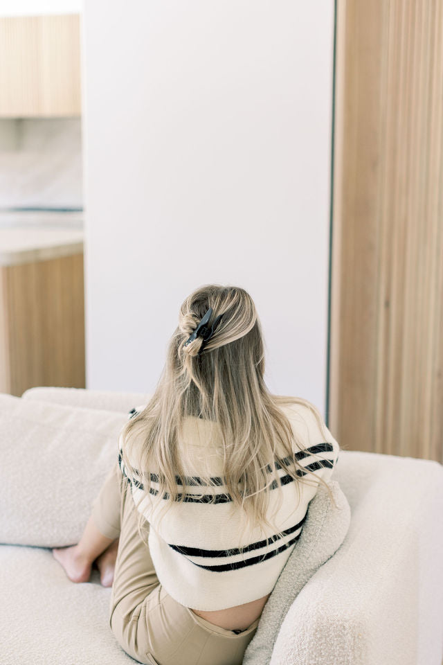 French Claw Black - Medium