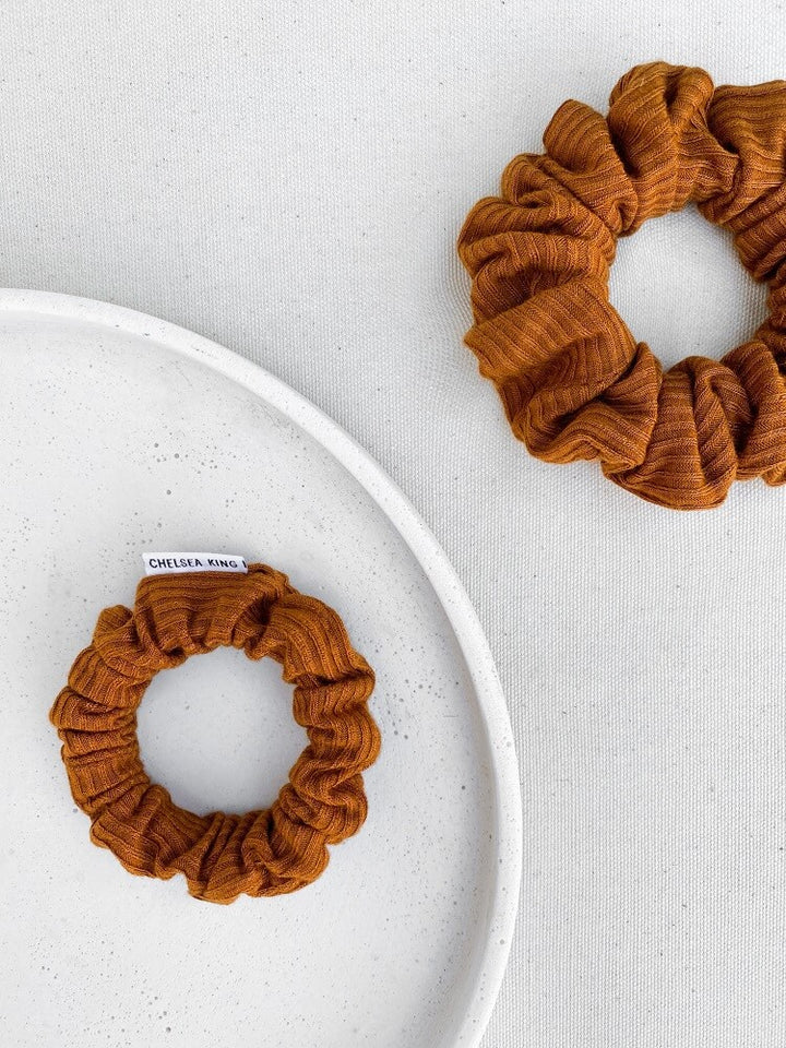 French Ribbed Caramel Scrunchie - Thin