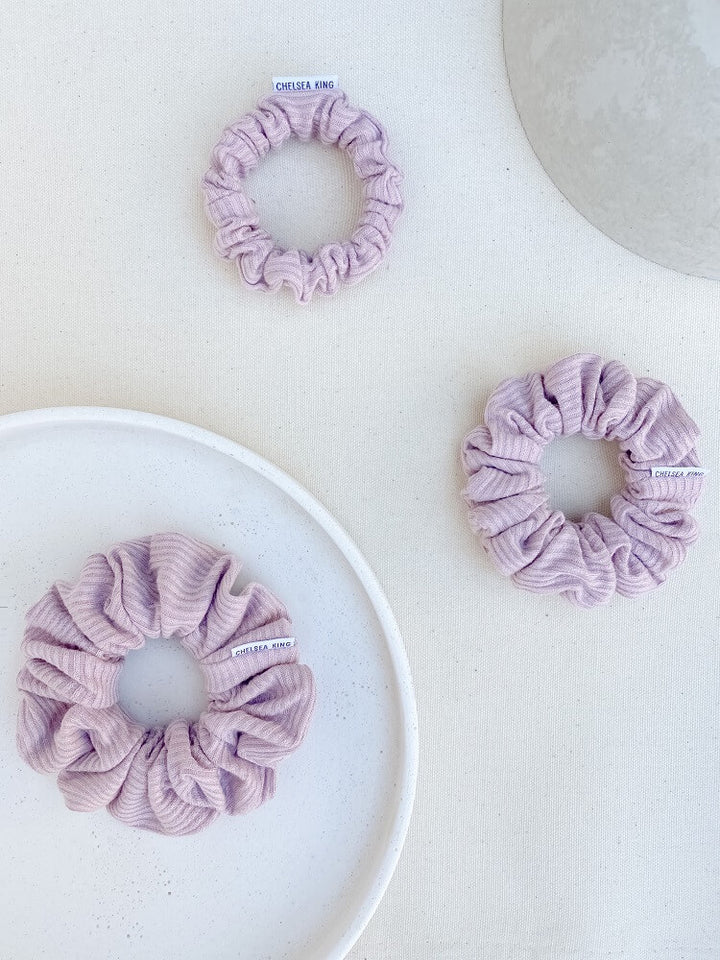 French Ribbed Light Lilac Scrunchie - Classic