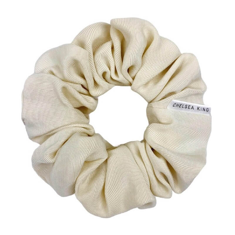 Luxe Pearl Scrunchie - Classic