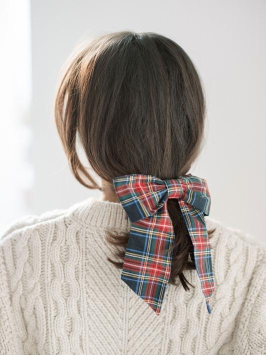 Bamboo Tartan Black Bow Clip